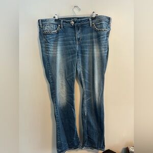 Silver Jeans Women's plus size 22 medium wash Tuesday baby Boot Cut Denim jeans